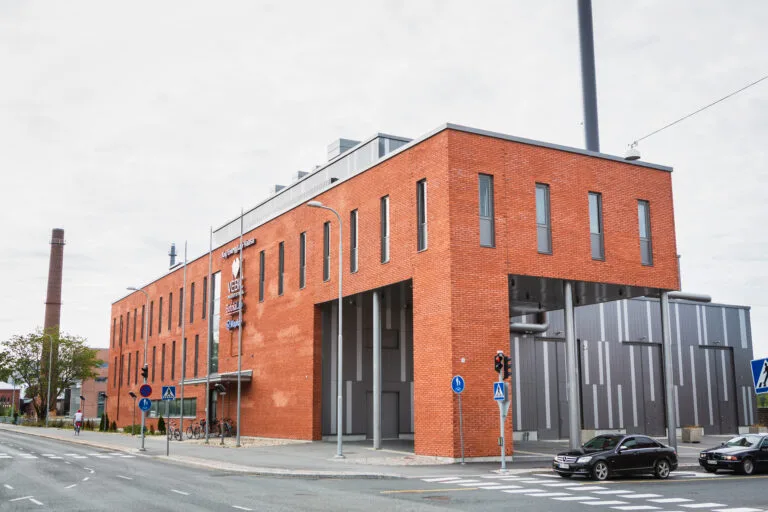 Featured image for “Vaasan yliopisto ostaa EnergyLab-kiinteistön Palosaarella – Trevian mukana neuvonantajana”