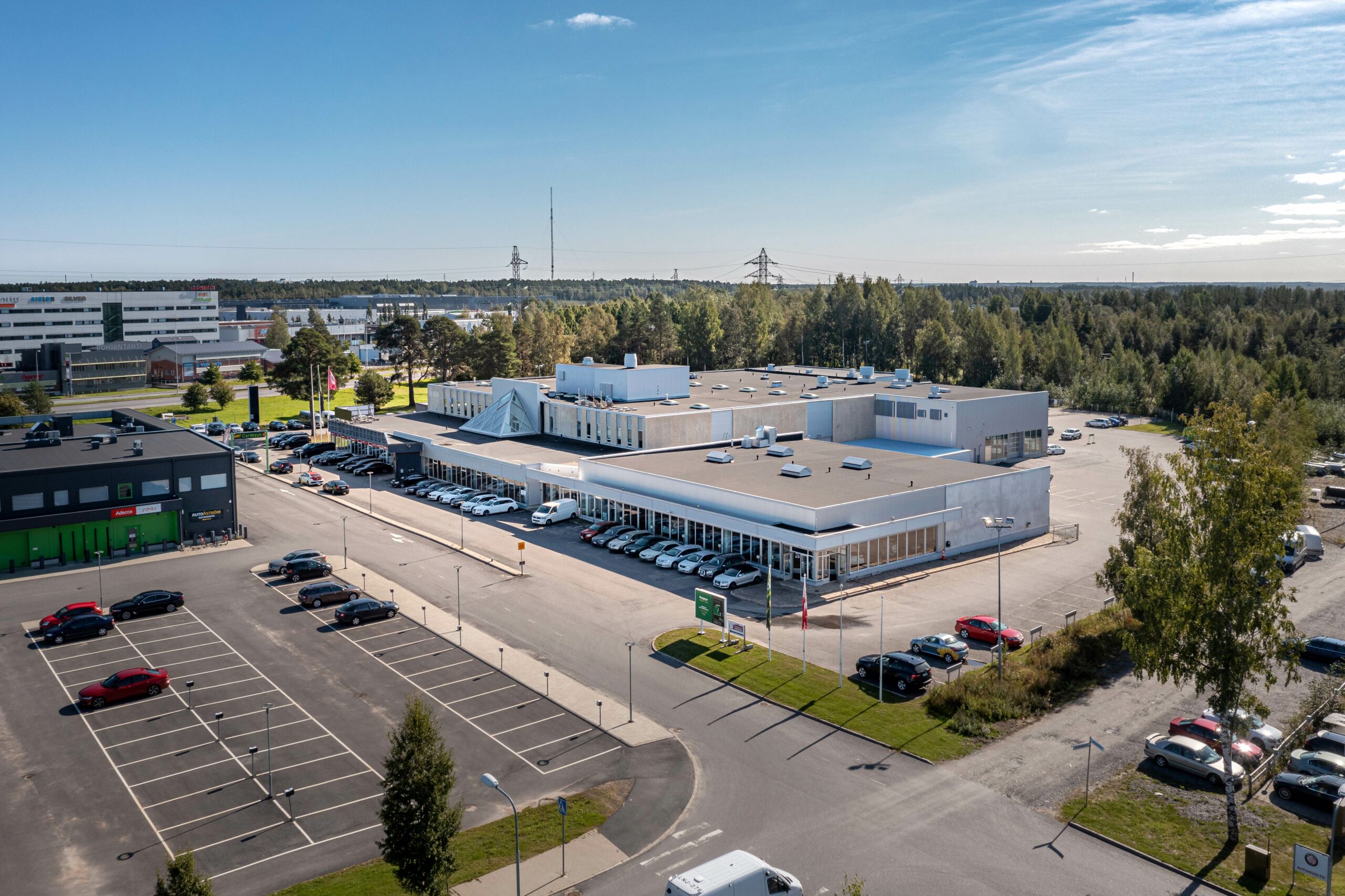 Featured image for “Trevianin hallinnoima Agore Kiinteistöt tuo tunnetun autokaupan kiinteistön autoalan tulevaisuuteen Oulussa”