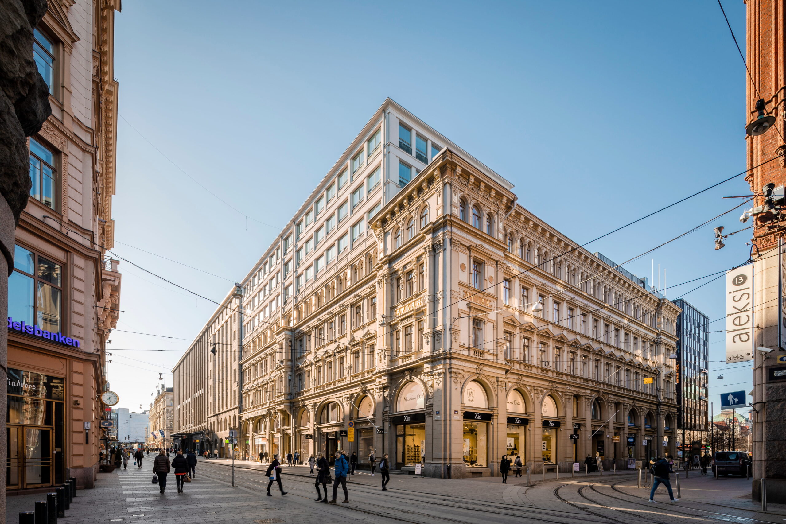 Aleksanterinkatu, Aleksi 15 kiinteiston julkisivu