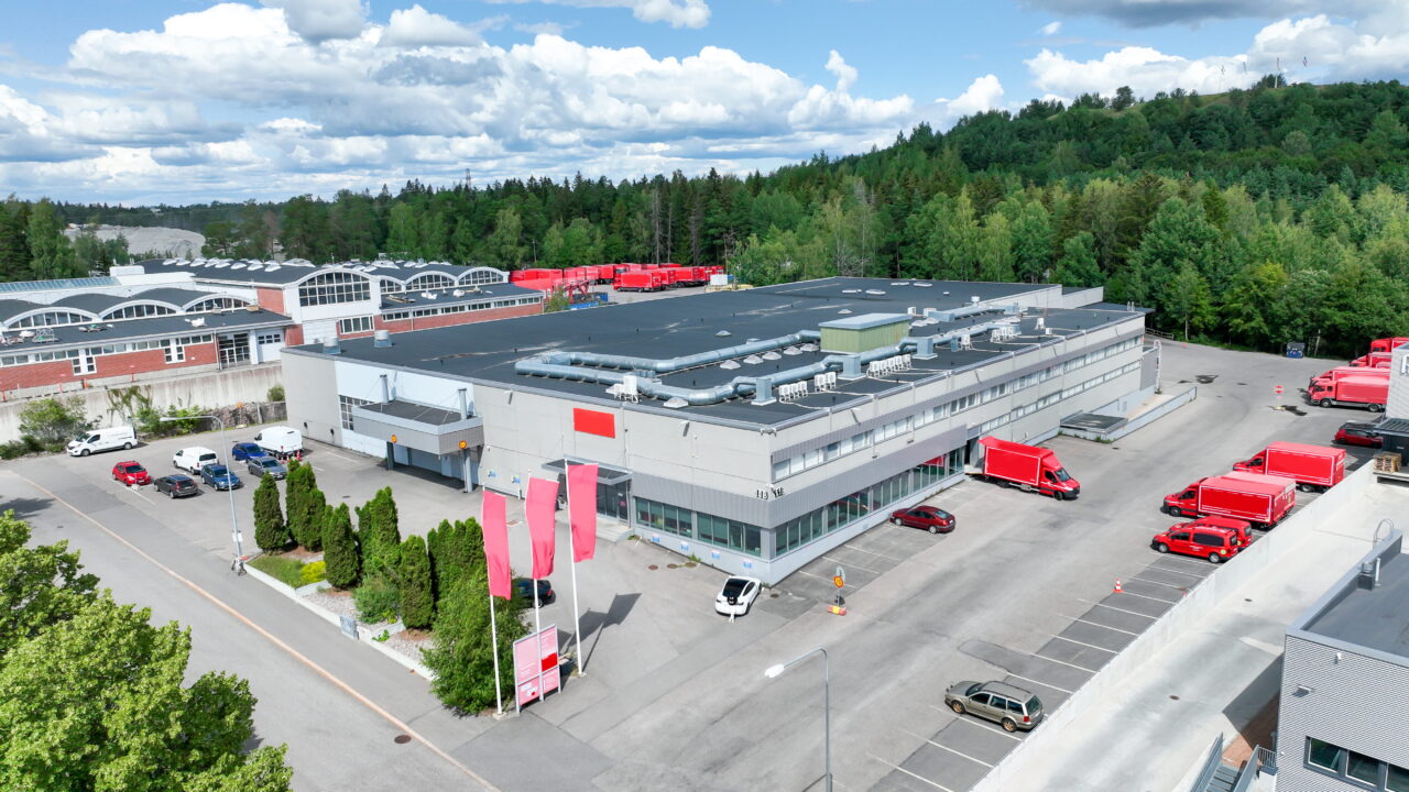 Hankasuontie 11 kiinteistö ilmasta kuvattuna